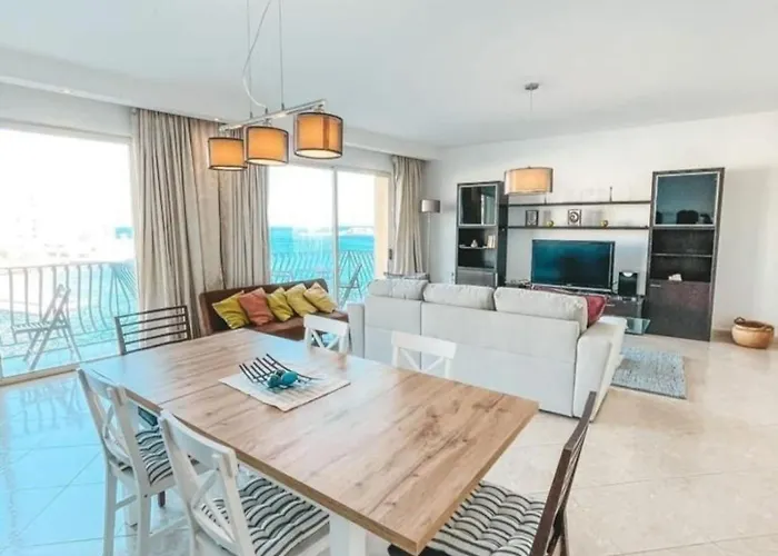 アパート St Julian's Seaview